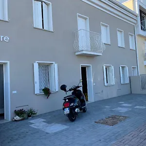 https://villa-amare.hotelinveneto.com